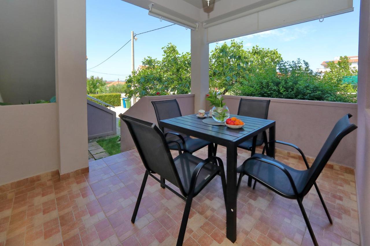 ביבינייה Apartments Adrian מראה חיצוני תמונה